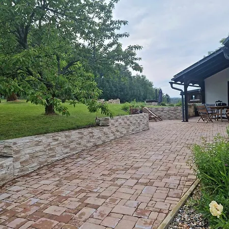 Luxusni S Krbem - Kunraticke Svycarsko Apartment Kunratice (Usti nad Labem)