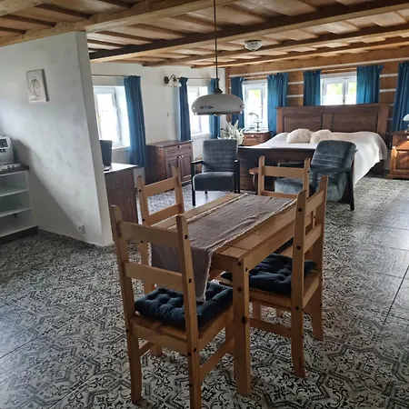 Luxusni S Krbem - Kunraticke Svycarsko Lägenhet *